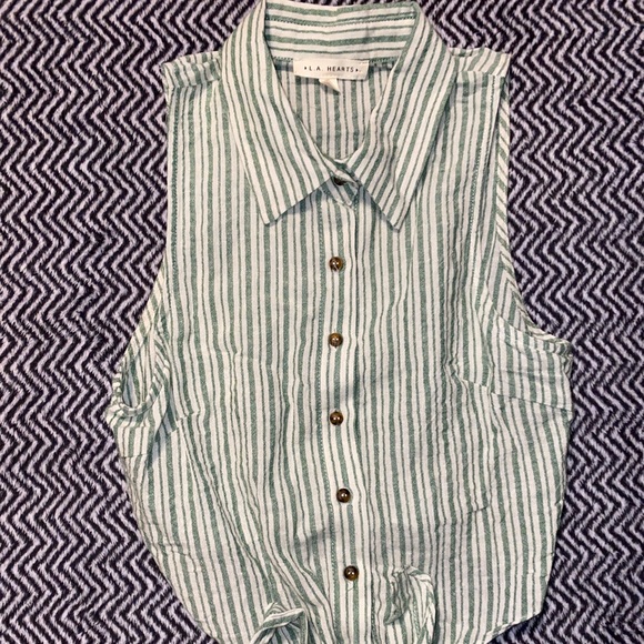 LA Hearts Button Tank - Picture 2 of 2